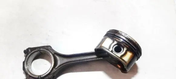 Audi A6 S6 C5 4B Piston with connecting rod