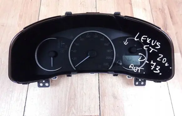 Lexus CT 200H Speedometer (instrument cluster) 8380076F20