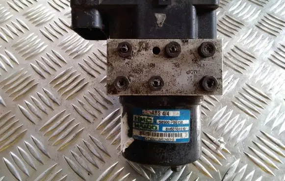 Hyundai Santa Fe ABS Pump 9566026500 5WY7113B BH60101110