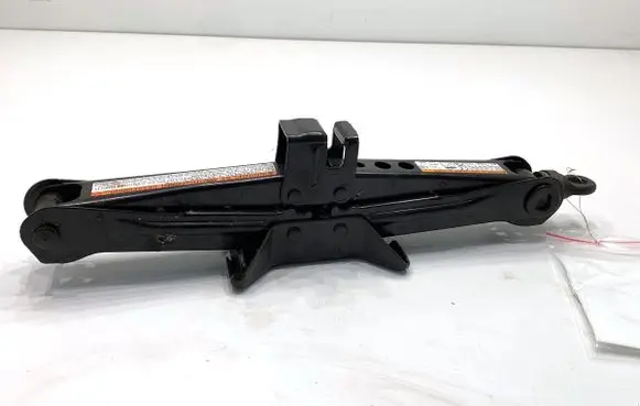 Toyota Camry VIII XV70 Other under body part