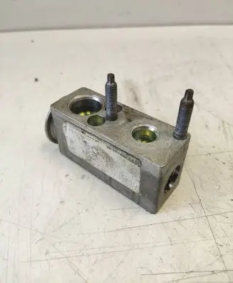 Peugeot 508 Air conditioning (A/C) expansion valve 670187T HFC134A 52361690