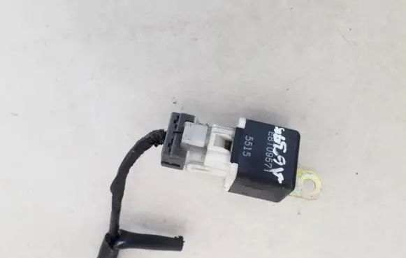 Citroen C3 Other relay E8T09571