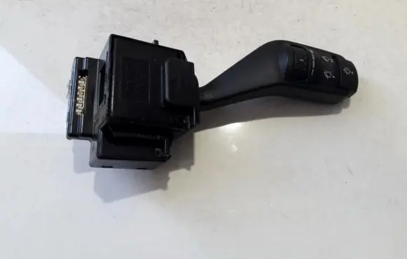Ford Kuga I Wiper control stalk 17d940