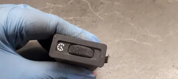 BMW 5 E39 Fog light switch 38216605
