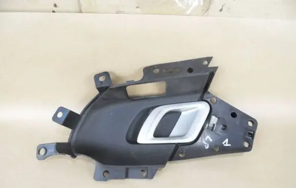 Front door interior handle