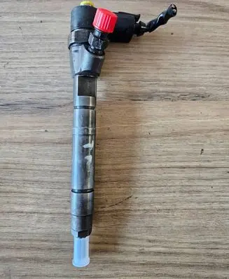 Mercedes-Benz E W210 Fuel injector 0445110035 a6130700187