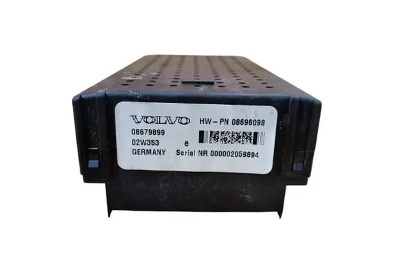 Volvo XC90 Fuse module 08679899 08696098 02W353