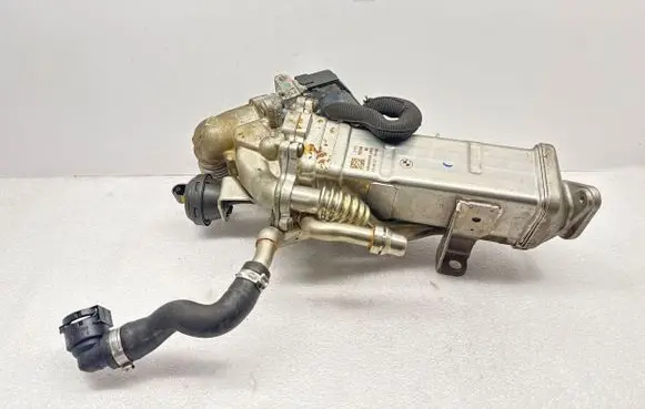 BMW 5 F10 F11 EGR valve cooler 7822346 230627