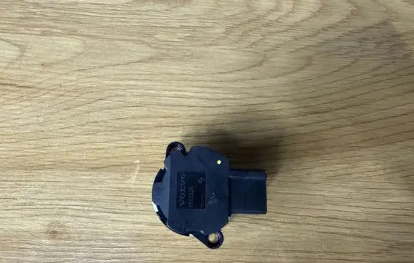 Volvo S80 Ignition lock contact 8645228