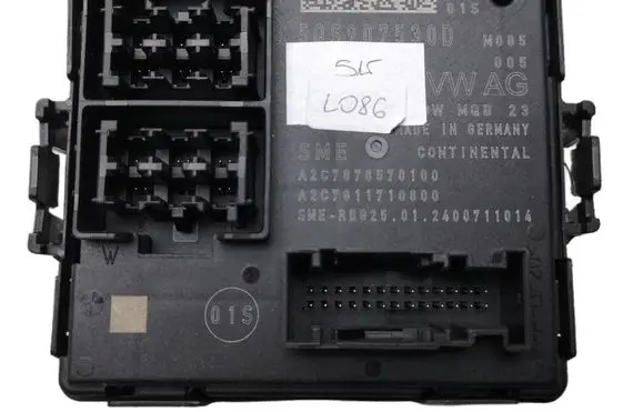 Audi A3 8Y Gateway control module 5QS907530D