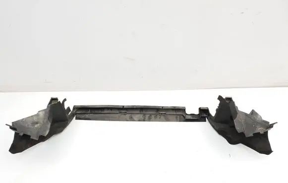 Mercedes-Benz CLS C219 Radiator trim 5959