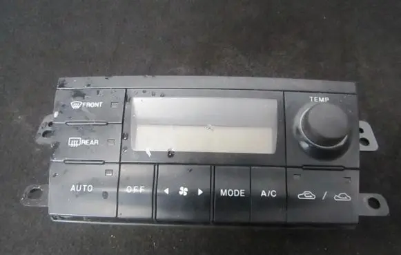 Mazda Premacy Climate control unit cb82d pk12