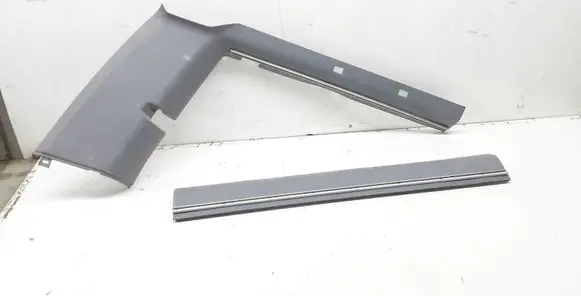 Mercedes-Benz Vito Viano W638 Other sill/pillar trim element A6386950730 A6386925701