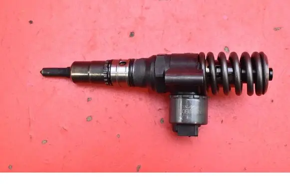 Audi A6 Allroad C6 Fuel injector 03G130073G