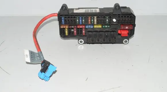BMW 7 E65 E66 Fuse module 6900583 6900565