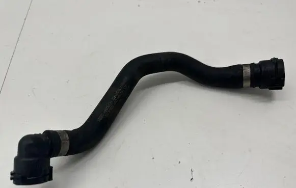Mercedes-Benz S W222 Engine coolant pipe/hose A2225014491