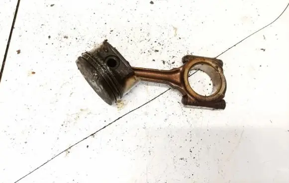 Citroen C2 Piston with connecting rod