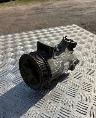 Volkswagen Touran I Air conditioning (A/C) compressor (pump) 5K0820803A 01141475 09294130842D