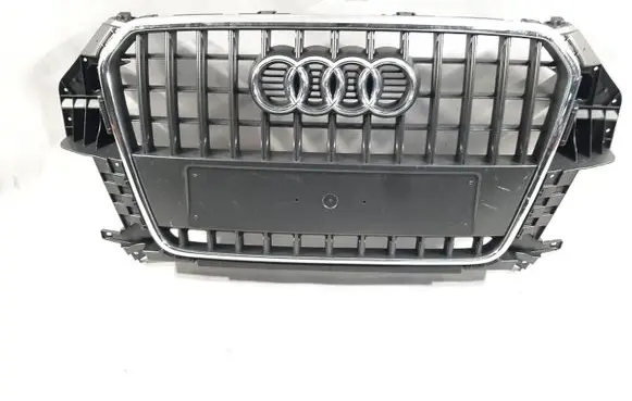 Audi Q3 8U Front bumper upper radiator grill 8U0853653HQ38U