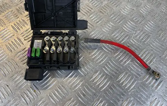 Seat Alhambra (Mk1) Positive wiring loom 7M3937509A