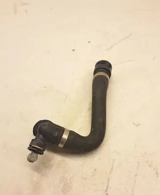 Mercedes-Benz GLC X253 C253 Engine coolant pipe/hose A2535018182