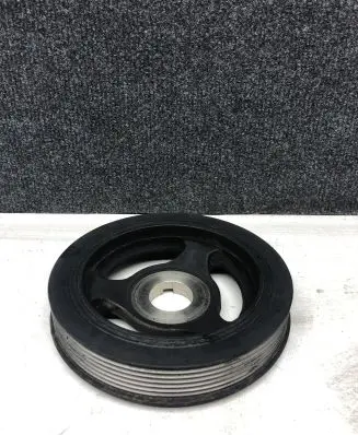 Citroen C4 II Picasso Crankshaft pulley 9654961080