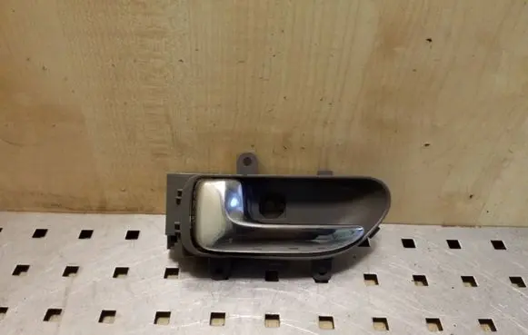 Nissan X-Trail T31 Front door interior handle