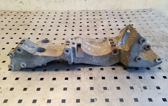 Volkswagen Golf IV Generator/alternator bracket 06A903143H