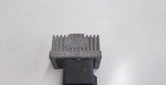 Renault Espace - Grand espace IV Glow plug pre-heat relay 7700115078