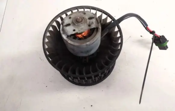 Renault Espace III Heater fan/blower 0130063507