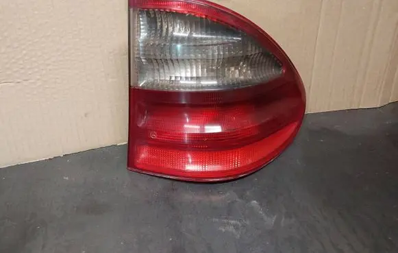 Mercedes-Benz E W210 Rear/tail lights A2108205464