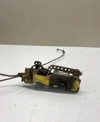 Volkswagen Transporter - Caravelle T4 Front door lock 701837015B