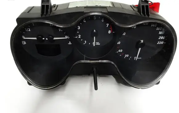 Speedometer (instrument cluster)