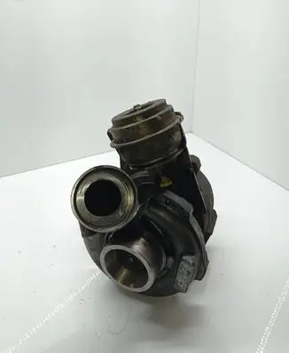 Mercedes-Benz E W211 Turbo A6110960999