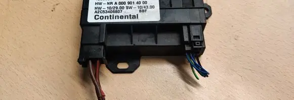 Mercedes-Benz E W212 Fuel injection pump control unit/module A0009003101