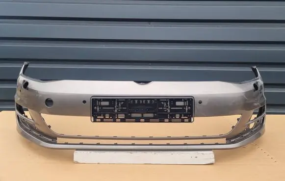 Volkswagen Golf VII Front bumper 5G0807221