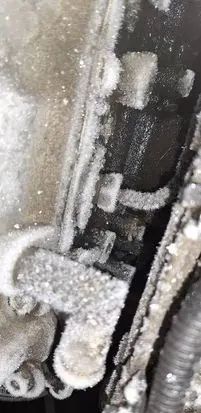 Nissan Almera Tino Fuel injector 