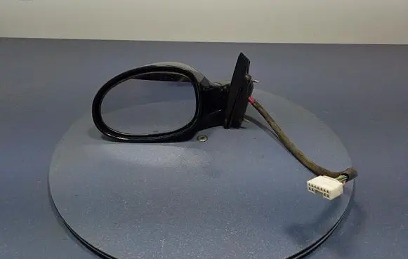 Chrysler 300M Front door electric wing mirror