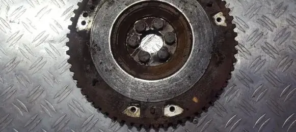 Renault Clio III Flywheel