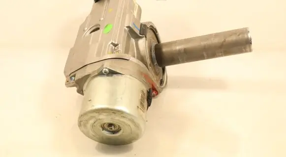 Opel Corsa D Power steering pump 13376415