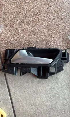 Peugeot 308 Rear door interior handle 98201553VV
