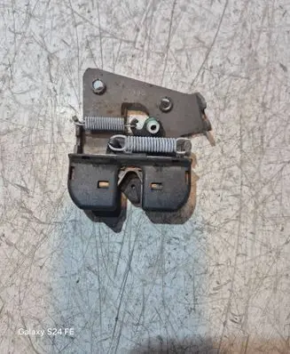 BMW 3 E90 E91 Seat back rest lock catch 7112863