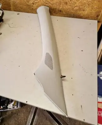 (A) pillar trim