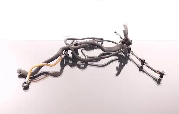 Volkswagen Touareg I Engine coolant pipe/hose 1J0973702 059130300AF