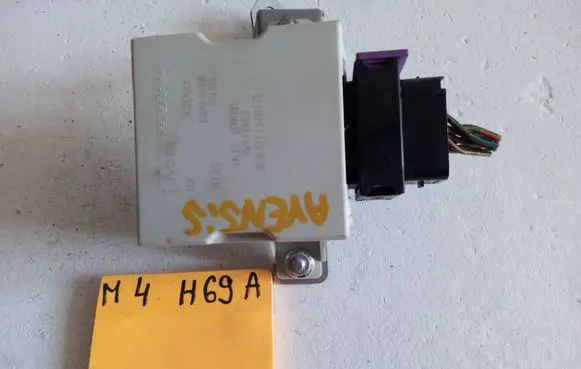 Toyota Avensis T250 Other control units/modules 1212123
