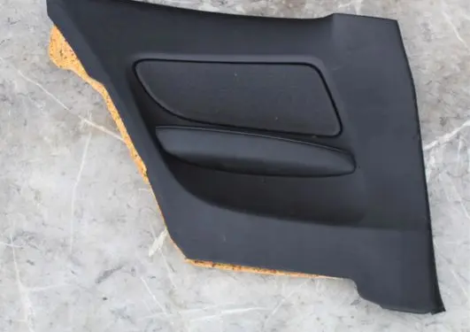 BMW 1 E82 E88 Coupe rear side trim panel 