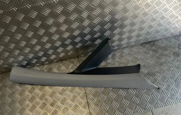 Opel Corsa D (A) pillar trim 13180561 13180563