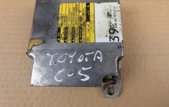 Toyota Yaris Airbag control unit/module 891700D160