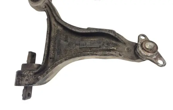 Volvo XC70 Front lower control arm/wishbone 08624552 SV66200150