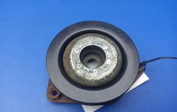 Mercedes-Benz B W245 Front upper strut mount A1693200073